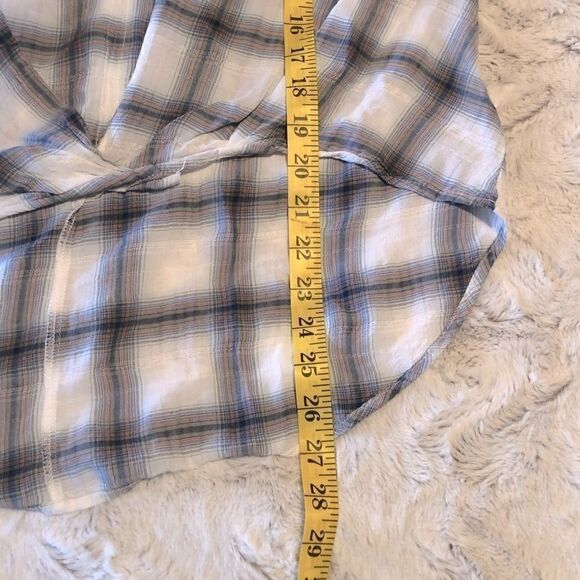 universal Thread hi-low plaid top size M - Picture 6 of 8